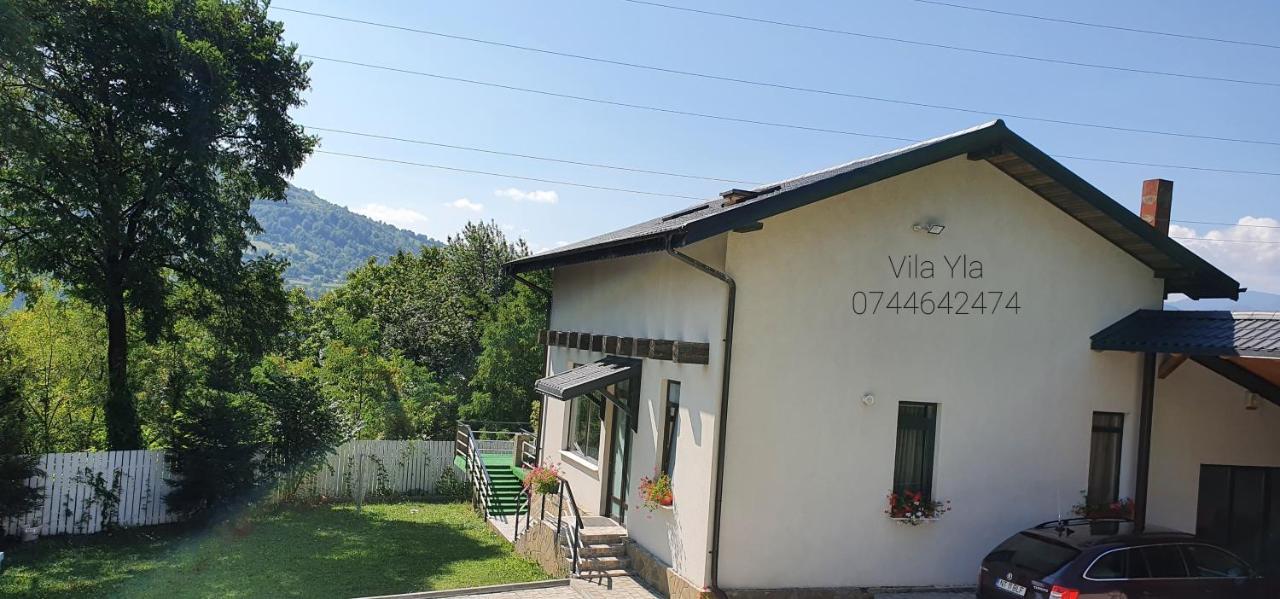 Piatra NeamţCasa Yla别墅 外观 照片