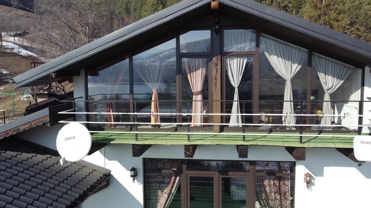 Piatra NeamţCasa Yla别墅 外观 照片