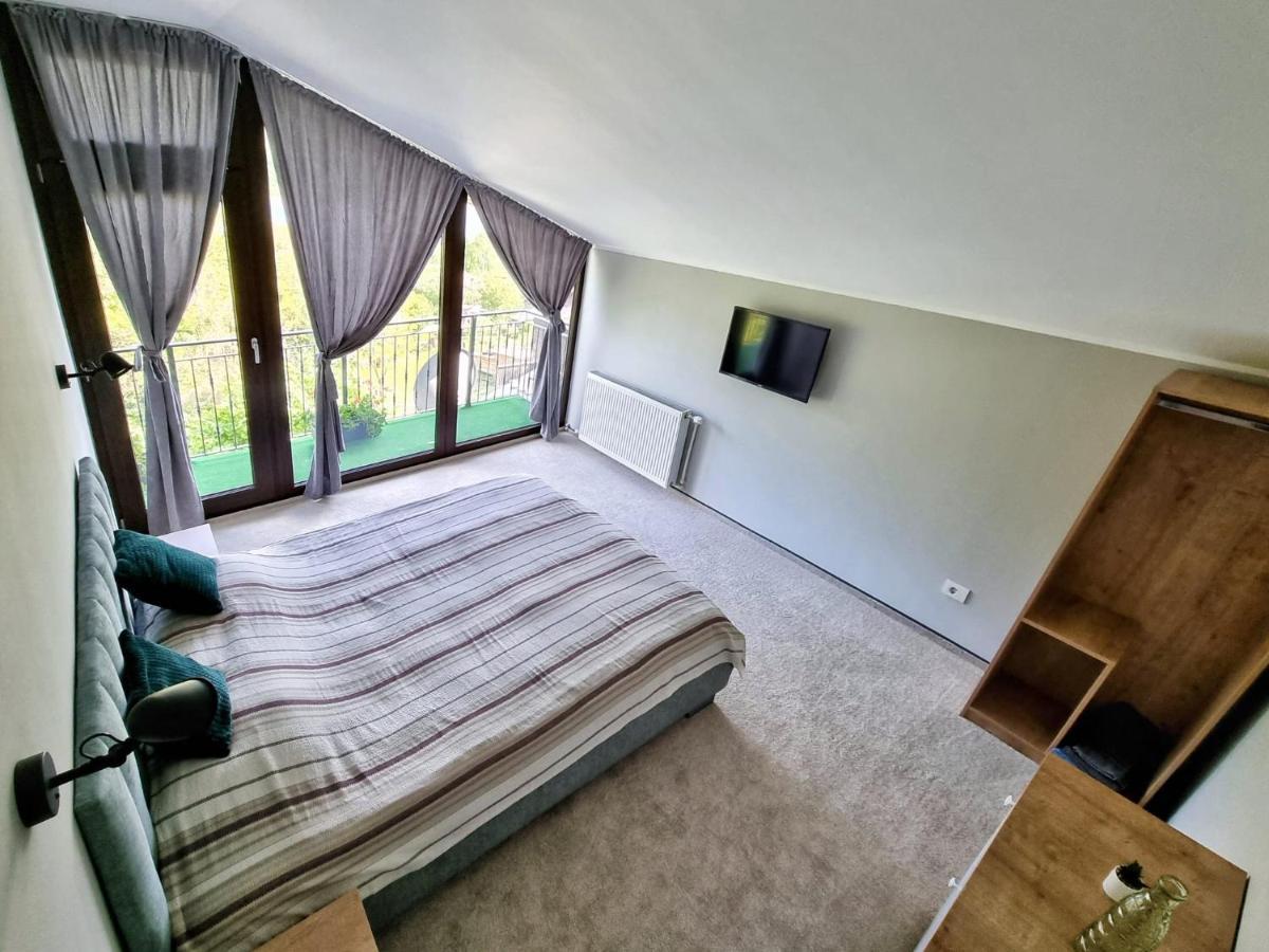 Piatra NeamţCasa Yla别墅 外观 照片