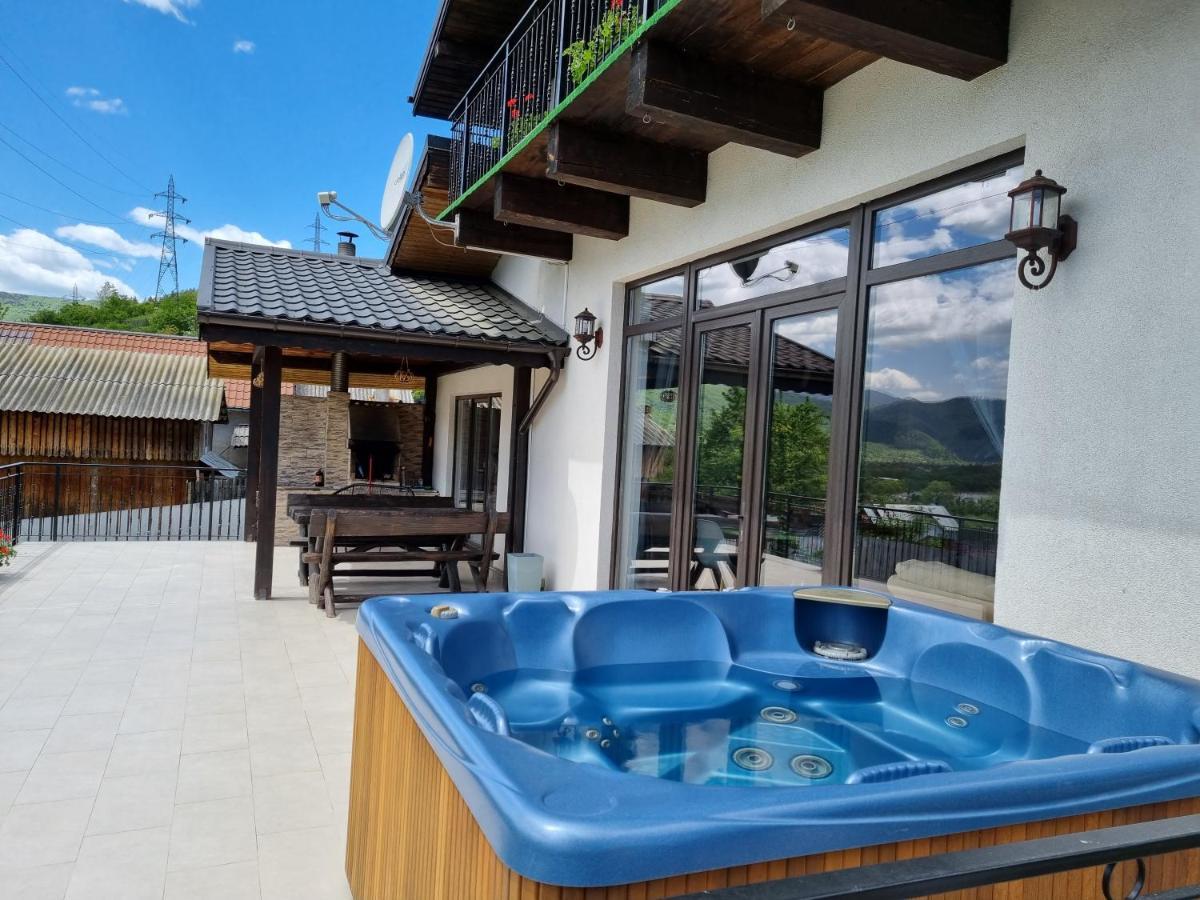 Piatra NeamţCasa Yla别墅 外观 照片
