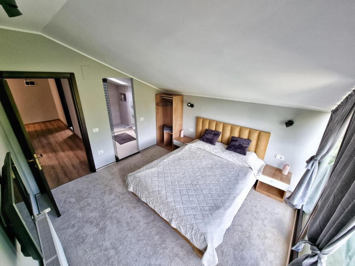 Piatra NeamţCasa Yla别墅 外观 照片